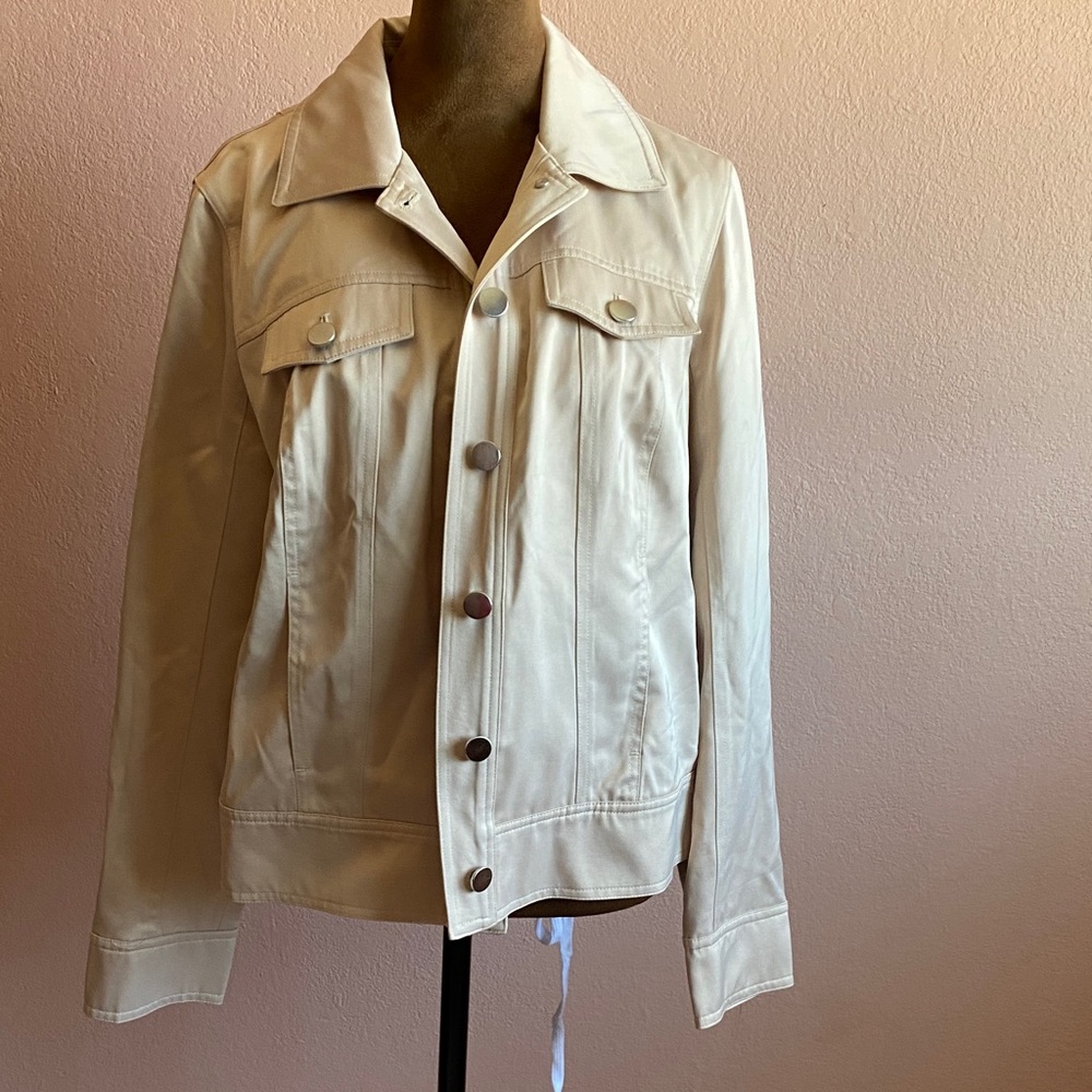 CHICO’S Cream Button-Front Lightweight Jacket